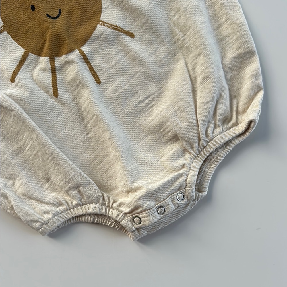 Rylee + Cru Beige Sunburst Romper - Picture 4 of 5